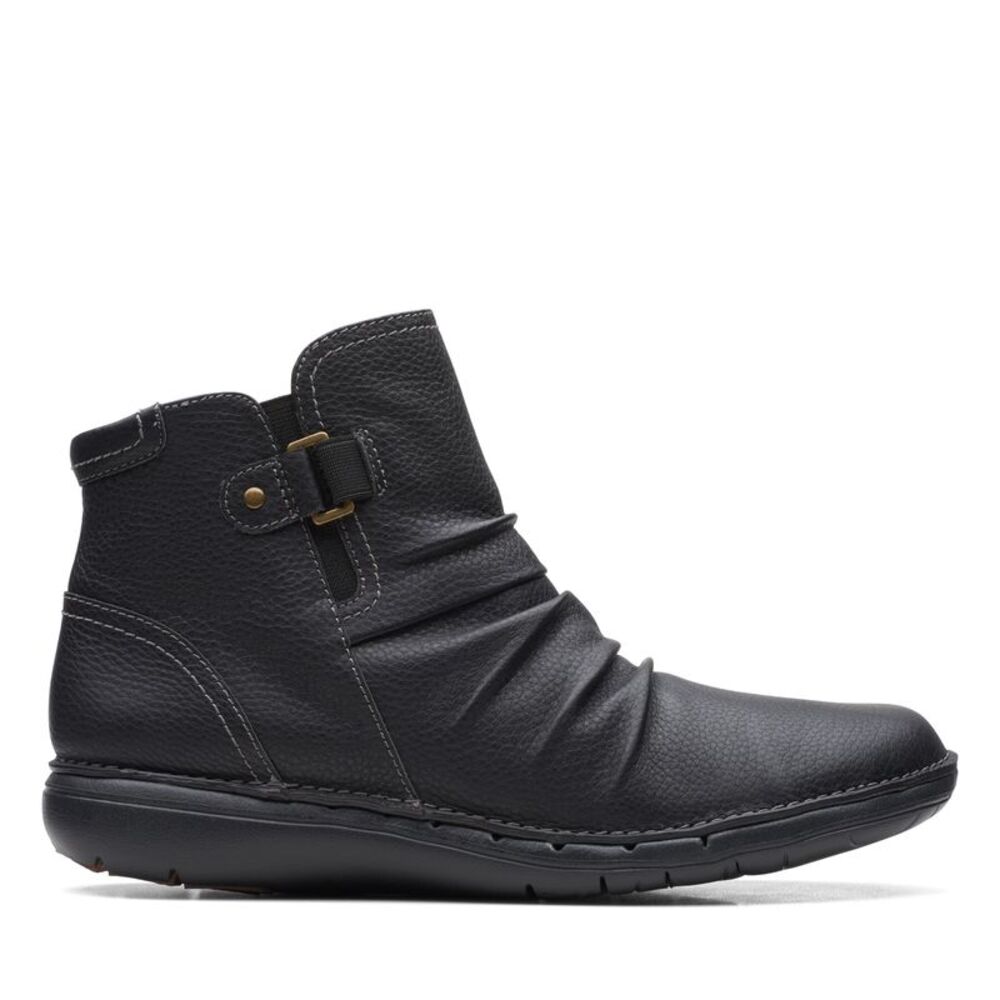Clarks Womens Un Loop Top Black Boots (NWT)
